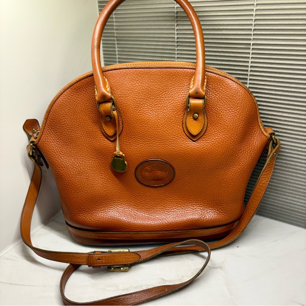 Vintage Dooney & Bourke Tan Leather Shoulder Bucket Bag